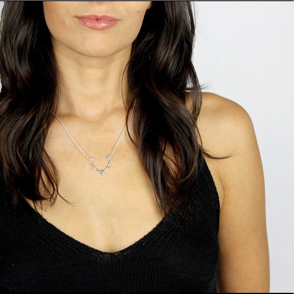 Sweet deer necklace